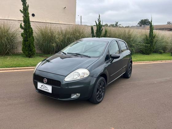 FIAT PUNTO 1.8 HLX 8V FLEX 4P MANUAL